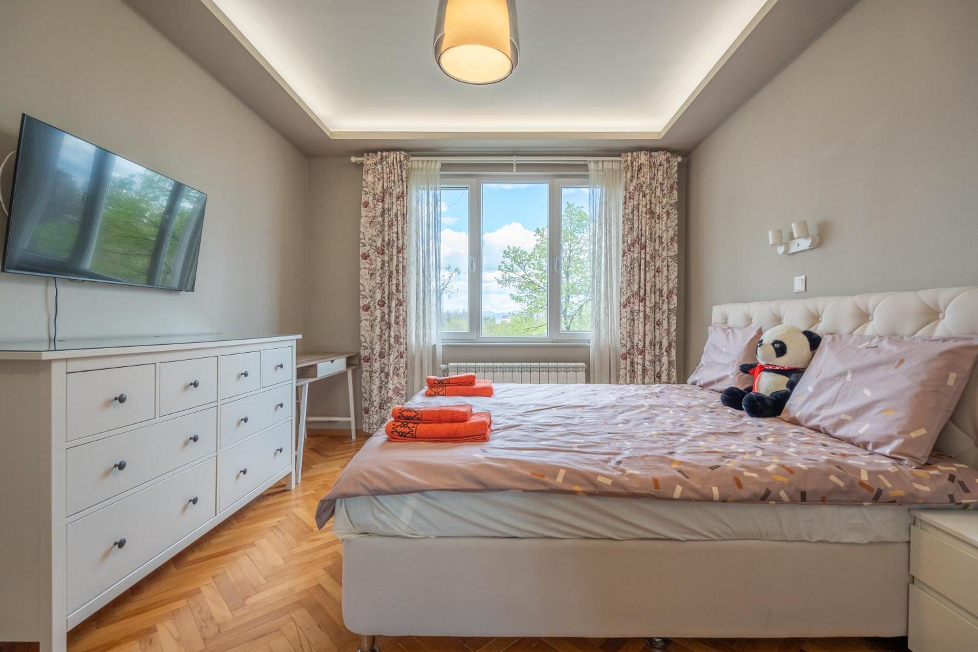 The Right Choice 12 * Sofia